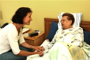 ambulante Palliativ Versorgung bedeutet die Begleitung und Betreuung von Menschen mit einer unheilbaren Krankheit
